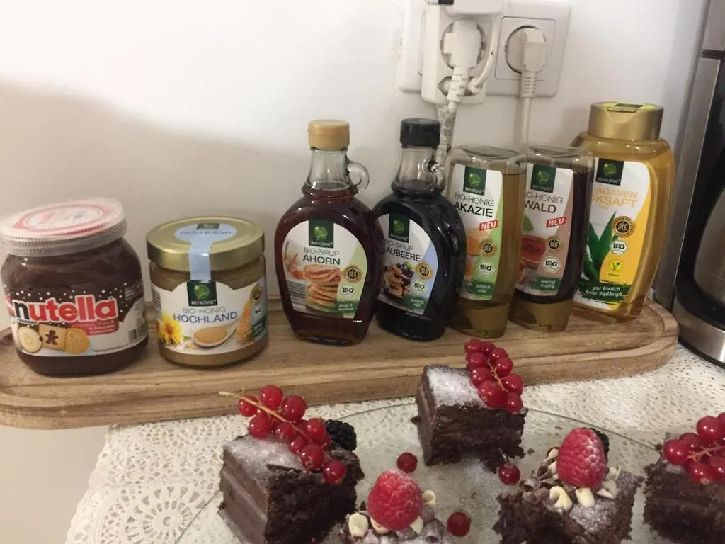 New Hostel Berlin Mitte Free Snack Hot Tea And Coffee 0*,